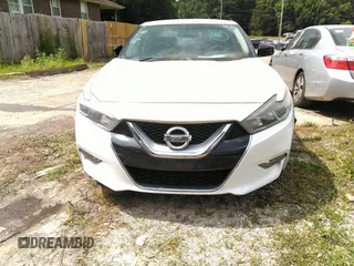 2017 Nissan Maxima SV z VIN 1N4AA6AP7HC424842, wystawiony jako IAAI lot #42452522 z przebiegiem 181 327 mil mil oraz . Historia ofert i sprzedaży dostępna na DreamBid. Obrazek 12.