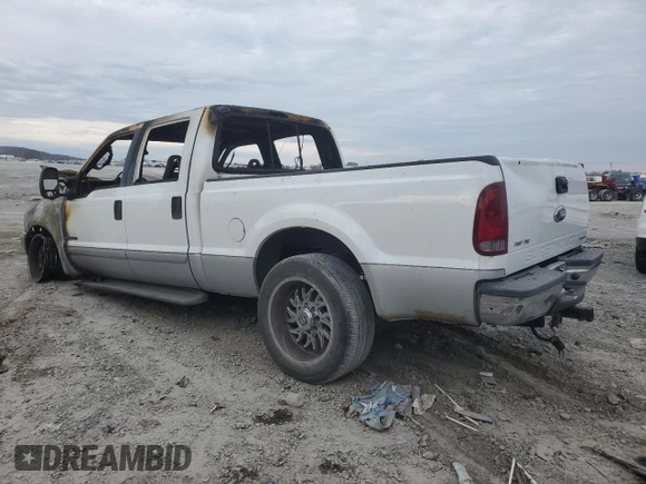 2003 Ford Super Duty F-250 XL with VIN 1FTNW20F53EA73053, listed as a Copart auction lot 82492454 with 0 mi miles and Non Repairable. Bid and sale history available at carsss.com. Image 2.