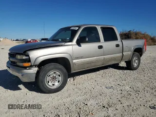 2001 Chevrolet Silverado 1500HD LS with VIN 1GCGC13U71F206828, listed as a Copart auction lot 81463944 with Not Provided miles and Salvage Title. Bid and sale history available at DreamBid. Image 1.