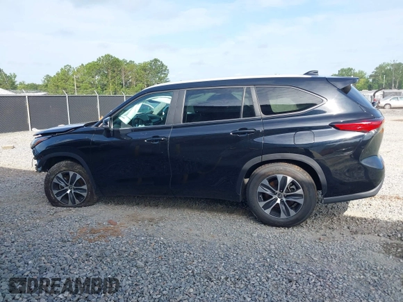 2023 Toyota Highlander L with VIN 5TDKDRAHXPS511843, listed as a IAAI auction lot 42497942 with 41,554 mi miles and . Bid and sale history available at DreamBid. Image 15.