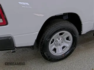 2024 Ram 1500 Tradesman с VIN 1C6RRFGG9RN221915, выставлен на аукционе IAAI как лот 42849293 с пробегом 59 миль миль и . История ставок и продаж доступна на DreamBid. Изображение 2.