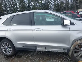 2019 Ford Edge Titanium with VIN 2FMPK4K90KBC22398, listed as a IAAI auction lot 41622564 with 109,538 mi miles. Bid and sale history available at carsss.com. Image 14.