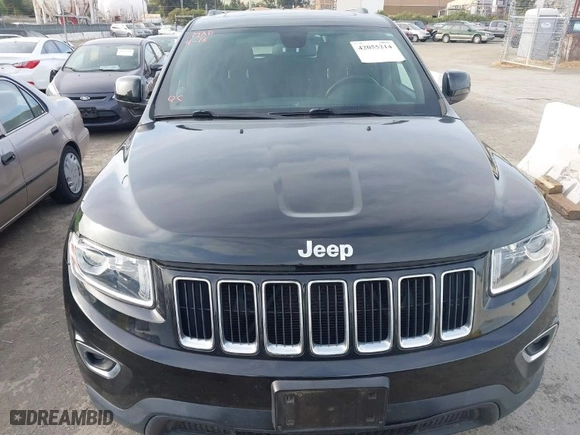 2014 Jeep Grand Cherokee Laredo with VIN 1C4RJFAG9EC516138, listed as a IAAI auction lot 42055214 with 135,701 mi miles. Bid and sale history available at carsss.com. Image 12.
