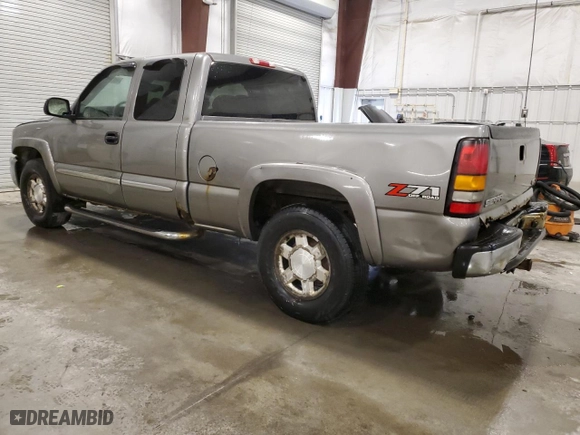 2007 GMC Sierra 1500 SLE with VIN 1GTEK19Z47Z125967, listed as a Copart auction lot 46276435 with 300,393 mi miles and Clean Title. Bid and sale history available at carsss.com. Image 2.