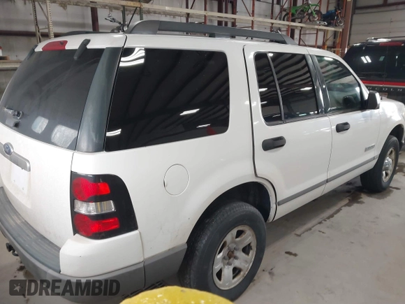 2006 Ford Explorer XLS with VIN 1FMEU72E26UB19192, listed as a IAAI auction lot 41827420 with 166,413 mi miles and . Bid and sale history available at DreamBid. Image 4.
