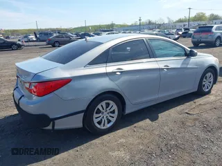 2012 Hyundai Sonata GLS with VIN 5NPEB4AC5CH369721, listed as a IAAI auction lot 42092971 with 125,089 mi miles and . Bid and sale history available at carsss.com. Image 4.