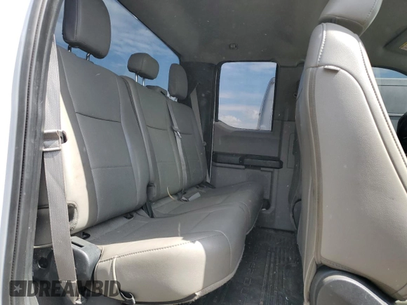 2019 Ford F-250 XL with VIN 1FT7X2BT5KEG19454, listed as a Copart auction lot 52935925 with 176,681 mi miles and Salvage title. Bid and sale history available at DreamBid. Image 10.