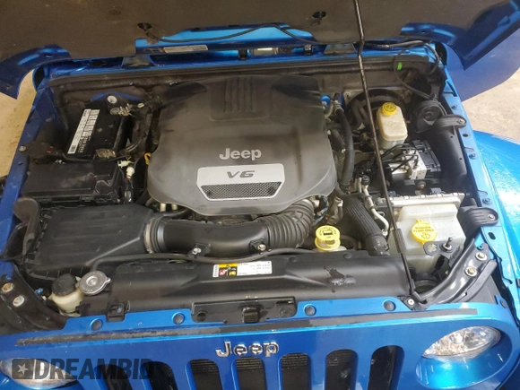 2014 Jeep Wrangler Unlimited Sahara with VIN 1C4BJWEG2EL285868, listed as a Copart auction lot 42927025 with 182,482 mi miles and Clean Title. Bid and sale history available at carsss.com. Image 11.