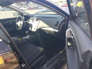 2017 Nissan Altima SR with VIN 1N4AL3AP6HC483132, listed as a IAAI auction lot 42250191 with 127,493 mi miles and . Bid and sale history available at DreamBid. Image 5.
