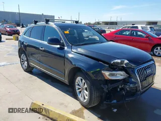 2015 Audi Q5 Premium Plus z VIN WA1LFAFP2FA096278, wystawiony jako IAAI lot #41395233 z przebiegiem 87 800 mil mil oraz . Historia ofert i sprzedaży dostępna na DreamBid. Obrazek 1.