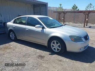 2006 Nissan Altima 2.5 with VIN 1N4AL11D16N394127, listed as a IAAI auction lot 42058345 with 205,454 mi miles. Bid and sale history available at carsss.com. Image 1.