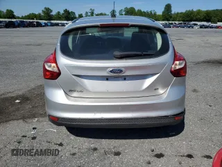 2012 Ford Focus SE z VIN 1FAHP3K20CL219046, wystawiony jako Copart lot #58771285 z przebiegiem 167 703 mil mil oraz Szkoda całkowita • Salvage title. Historia ofert i sprzedaży dostępna na DreamBid. Obrazek 6.