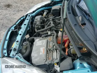 2014 Toyota Prius One z VIN JTDKDTB34E1079714, wystawiony jako IAAI lot #42913189 z przebiegiem 94 250 mil mil oraz . Historia ofert i sprzedaży dostępna na DreamBid. Obrazek 23.