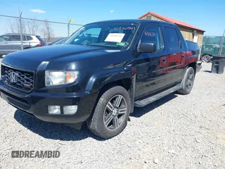 2013 Honda Ridgeline Sport z VIN 5FPYK1F72DB007036, wystawiony jako IAAI lot #41846541 z przebiegiem 133 391 mil mil oraz . Historia ofert i sprzedaży dostępna na DreamBid. Obrazek 17.