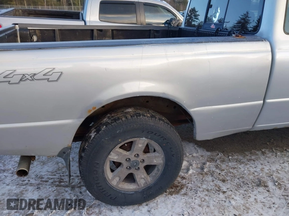 2006 Ford Ranger XL with VIN 1FTZR15E46PA63819, listed as a IAAI auction lot 41331923 with 179,684 mi miles. Bid and sale history available at carsss.com. Image 6.