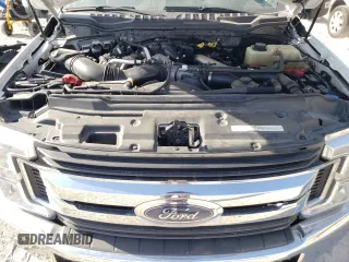 2019 Ford F-350 XL z VIN 1FT8W3DTXKEE56245, wystawiony jako Copart lot #50931435 z przebiegiem 103 396 mil mil oraz Czysty tytuł • Clean title. Historia ofert i sprzedaży dostępna na DreamBid. Obrazek 11.