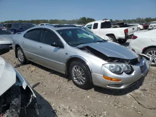 2002 Chrysler 300M M z VIN 2C3HE66G22H159388, wystawiony jako Copart lot #70599764 z przebiegiem 137 456 mil mil oraz Szkoda całkowita • Salvage title. Historia ofert i sprzedaży dostępna na DreamBid. Obrazek 4.