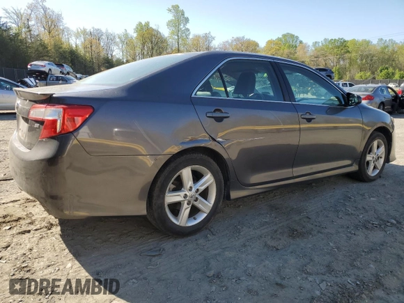 2014 Toyota Camry L with VIN 4T1BF1FK7EU827334, listed as a Copart auction lot 53384455 with 288,022 mi miles and Clean Title. Bid and sale history available at carsss.com. Image 3.