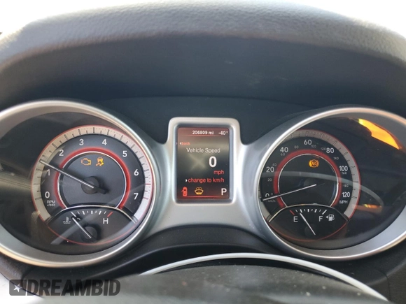 2013 Dodge Journey SXT with VIN 3C4PDDBG6DT639884, listed as a Copart auction lot 64623635 with 206,809 mi miles and Clean title. Bid and sale history available at DreamBid. Image 9.