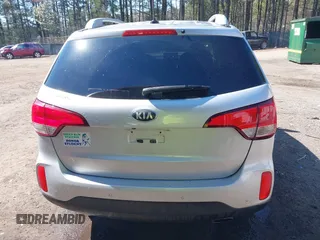 2014 Kia Sorento LX with VIN 5XYKT4A63EG457302, listed as a IAAI auction lot 41859779 with 122,724 mi miles. Bid and sale history available at carsss.com. Image 16.