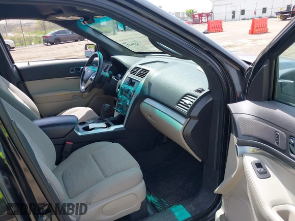 2014 Ford Explorer z VIN 1FM5K7B84EGA18684, wystawiony jako IAAI lot #42206323 z przebiegiem 96 853 mil mil oraz . Historia ofert i sprzedaży dostępna na DreamBid. Obrazek 5.