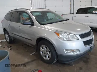 2012 Chevrolet Traverse LS z VIN 1GNKREED9CJ355181, wystawiony jako IAAI lot #42190745 z przebiegiem 94 177 mil mil oraz . Historia ofert i sprzedaży dostępna na DreamBid. Obrazek 1.