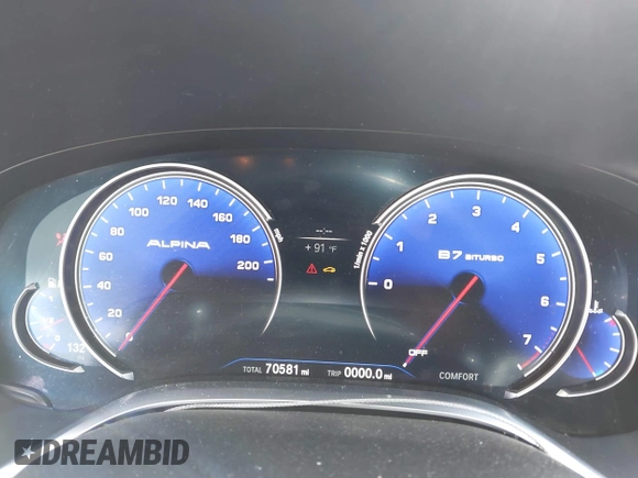 2017 BMW 7 Series 750i with VIN WBA7F0C37HGM22205, listed as a IAAI auction lot 40033800 with 70,581 mi miles. Bid and sale history available at carsss.com. Image 7.
