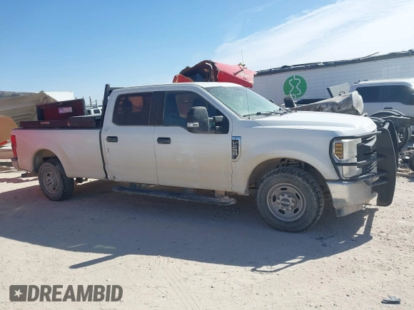 2019 Ford Super Duty F-250 SRW XL with VIN 1FT7W2A69KEC68823, listed as a IAAI auction lot 41689175 with 153,022 mi miles. Bid and sale history available at carsss.com. Image 13.