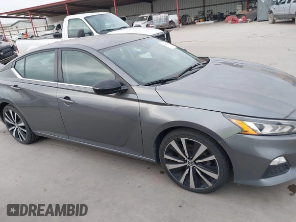 2022 Nissan Altima SR z VIN 1N4BL4CV0NN386112, wystawiony jako IAAI lot #42161567 z przebiegiem 56 402 mil mil oraz . Historia ofert i sprzedaży dostępna na DreamBid. Obrazek 13.