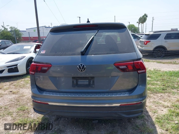2023 Volkswagen Tiguan SE with VIN 3VVNB7AX2PM064599, listed as a IAAI auction lot 41923005 with Not provided miles and . Bid and sale history available at DreamBid. Image 16.