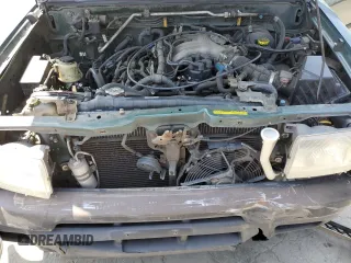 2001 Nissan Xterra XE with VIN 5N1ED28T71C509969, listed as a Copart auction lot 62353085 with 292,763 mi miles and Salvage title. Bid and sale history available at DreamBid. Image 11.
