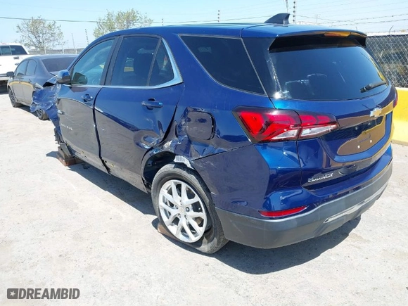2022 Chevrolet Equinox LT with VIN 2GNAXKEV1N6131220, listed as a IAAI auction lot 41726514 with 60,462 mi miles. Bid and sale history available at carsss.com. Image 3.