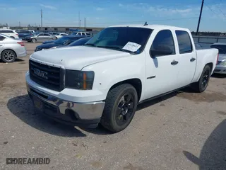 2011 GMC Sierra 1500 SLE with VIN 3GTP1VE06BG272410, listed as a IAAI auction lot 41616621 with 146,460 mi miles. Bid and sale history available at carsss.com. Image 17.