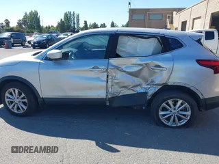 2017 Nissan Rogue SV with VIN JN1BJ1CP7HW017295, listed as a IAAI auction lot 42321408 with 84,430 mi miles and . Bid and sale history available at DreamBid. Image 14.