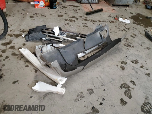 2005 Suzuki XL7 LX with VIN JS3TX92V054105984, listed as a Copart auction lot 89070865 with 135,453 mi miles and Salvage title. Bid and sale history available at DreamBid. Image 15.