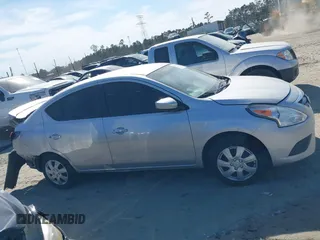 2019 Nissan Versa SV z VIN 3N1CN7AP5KL869205, wystawiony jako IAAI lot #41883310 z przebiegiem 96 317 mil mil oraz . Historia ofert i sprzedaży dostępna na DreamBid. Obrazek 13.