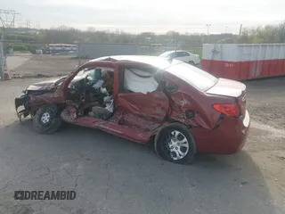 2010 Hyundai Elantra GLS z VIN KMHDU4AD3AU922864, wystawiony jako IAAI lot #42001133 z przebiegiem Nie podano mil oraz . Historia ofert i sprzedaży dostępna na DreamBid. Obrazek 14.