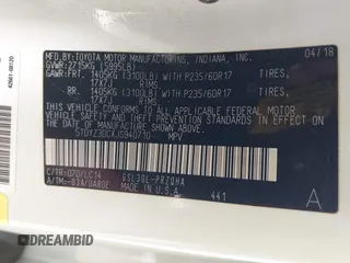 2018 Toyota Sienna XLE Auto Access Seat with VIN 5TDYZ3DCXJS940710, listed as a IAAI auction lot 41508764 with 108,942 mi miles and . Bid and sale history available at DreamBid. Image 9.