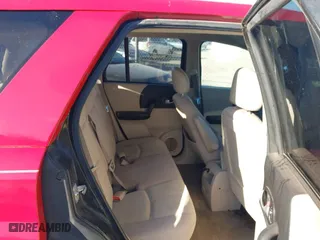 2004 Saturn VUE with VIN 5GZCZ33D34S810394, listed as a IAAI auction lot 41109472 with 147,029 mi miles. Bid and sale history available at carsss.com. Image 8.