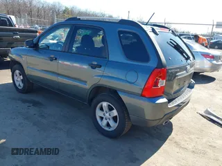 2009 Kia Sportage LX with VIN KNDJF723897635507, listed as a IAAI auction lot 41738092 with 159,850 mi miles. Bid and sale history available at carsss.com. Image 3.
