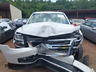 2016 Chevrolet Tahoe LT with VIN 1GNSCBKC9GR459057, listed as a IAAI auction lot 42541097 with 82,203 mi miles and . Bid and sale history available at DreamBid. Image 6.