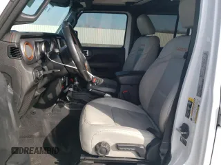 2021 Jeep Gladiator Mojave z VIN 1C6JJTEG6ML559637, wystawiony jako Copart lot #44196855 z przebiegiem 70 015 mil mil oraz Szkoda całkowita • Salvage title. Historia ofert i sprzedaży dostępna na DreamBid. Obrazek 7.