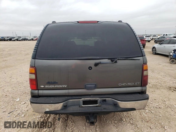 2002 Chevrolet Suburban LT with VIN 3GNEC16Z42G171896, listed as a Copart auction lot 86023694 with 288,898 mi miles and Salvage Title. Bid and sale history available at carsss.com. Image 6.