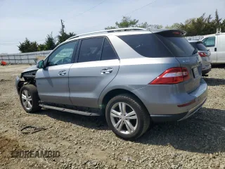 2013 Mercedes-Benz M 350 with VIN 4JGDA5HB2DA242110, listed as a Copart auction lot 54206095 with 86,587 mi miles and Salvage Title. Bid and sale history available at DreamBid. Image 2.