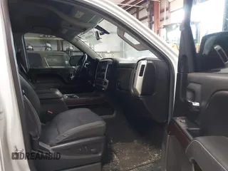 2017 GMC Sierra 1500 SLE z VIN 3GTU2MEC4HG374723, wystawiony jako IAAI lot #41400381 z przebiegiem 141 896 mil mil oraz . Historia ofert i sprzedaży dostępna na DreamBid. Obrazek 5.