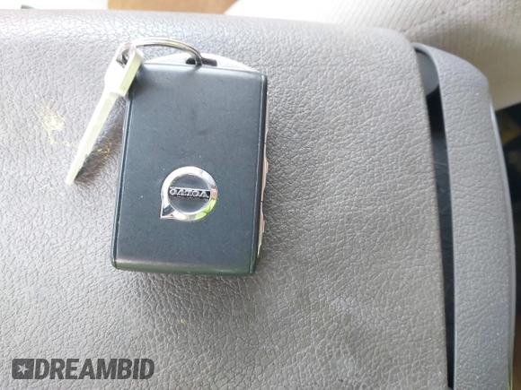 2020 Volvo XC60 Momentum with VIN YV4102RK0L1478564, listed as a IAAI auction lot 42159705 with 98,405 mi miles and . Bid and sale history available at DreamBid. Image 11.