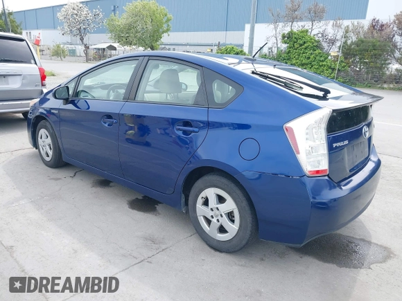 2011 Toyota Prius I z VIN JTDKN3DU6B0267820, wystawiony jako IAAI lot #41980110 z przebiegiem 136 729 mil mil oraz . Historia ofert i sprzedaży dostępna na DreamBid. Obrazek 3.