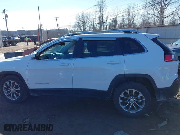 2020 Jeep Cherokee Latitude Plus with VIN 1C4PJLLB0LD643021, listed as a IAAI auction lot 41541601 with 48,459 mi miles. Bid and sale history available at carsss.com. Image 14.