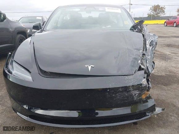 2024 Tesla Model 3 with VIN 5YJ3E1EA3RF847289, listed as a IAAI auction lot 40880916 with NaN miles. Bid and sale history available at carsss.com. Image 11.