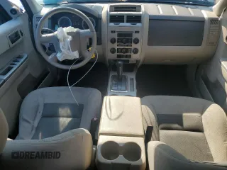2008 Ford Escape XLT с VIN 1FMCU031X8KB42549, выставлен на аукционе Copart как лот 55813115 с пробегом 156 632 миль миль и Списание • Salvage title. История ставок и продаж доступна на DreamBid. Изображение 8.